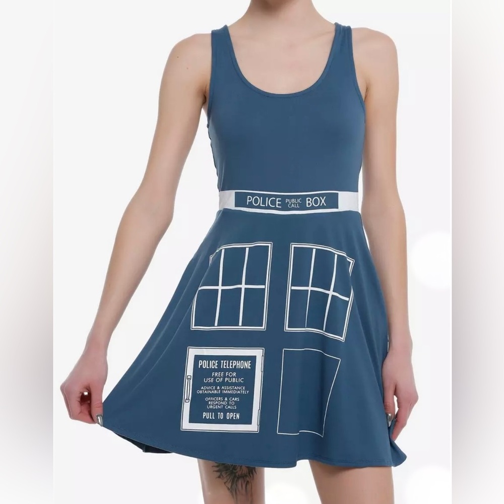 Her Universe Doctor Who TARDIS Athletic Dress